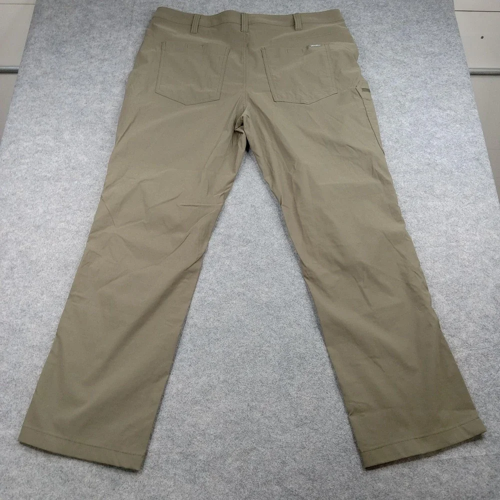 Eddie‎ Bauer Pants Mens 40x32 Tan Nylon Hiking Outdoor Stretch Zip Pocket